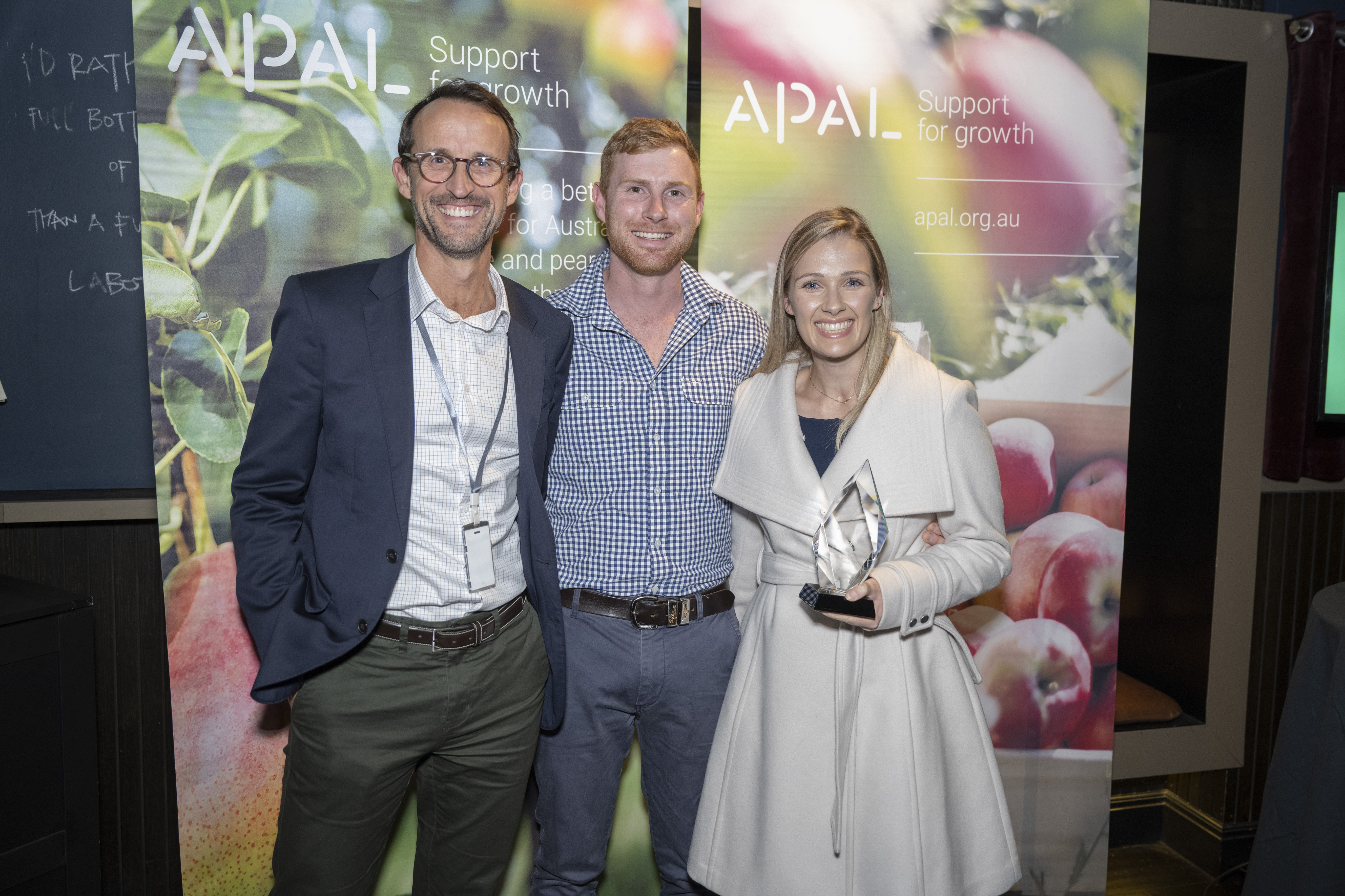 The apple of Australia’s eye: National award for our local orchard!