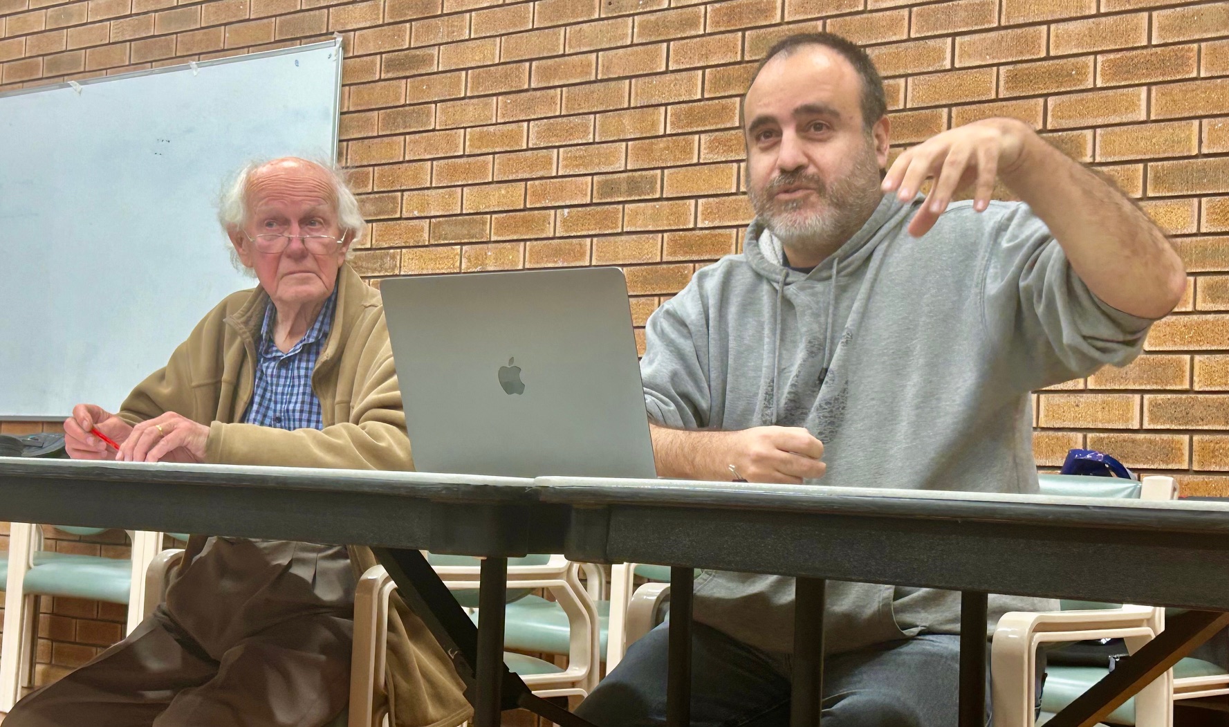 Change of the guard at Neighbourhood Forum 5