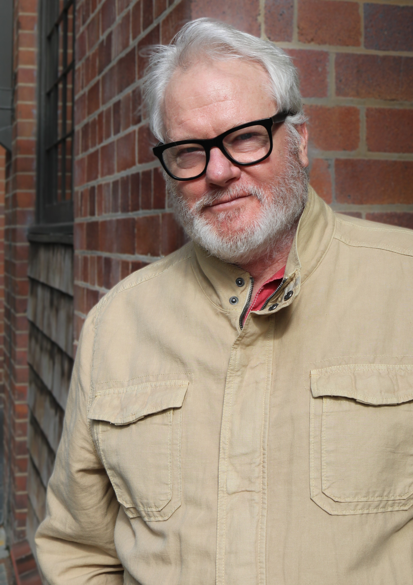 Friends of Wollongong City Libraries host literary dinner with author William McInnes  post image