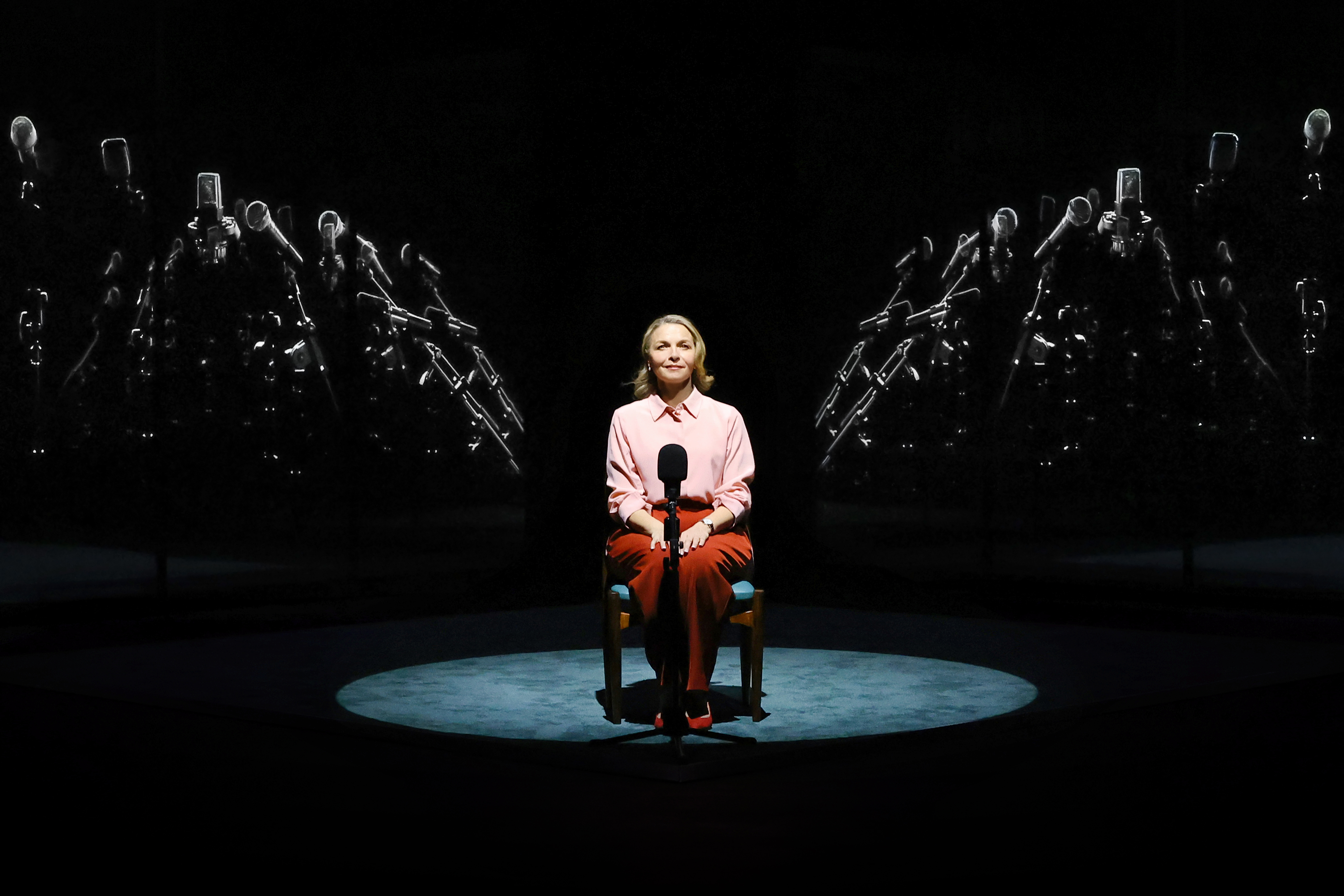 'Julia' presents a not-to-be-missed invitation to a political and theatrical masterclass  post image