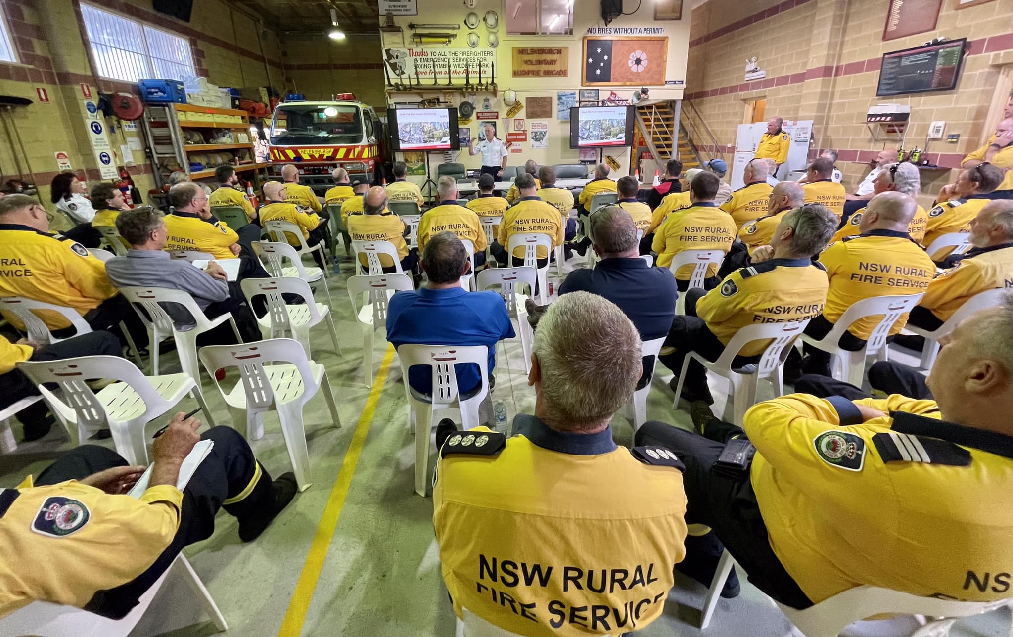 NSW RFS Illawarra Sutherland team holds pre-season briefing