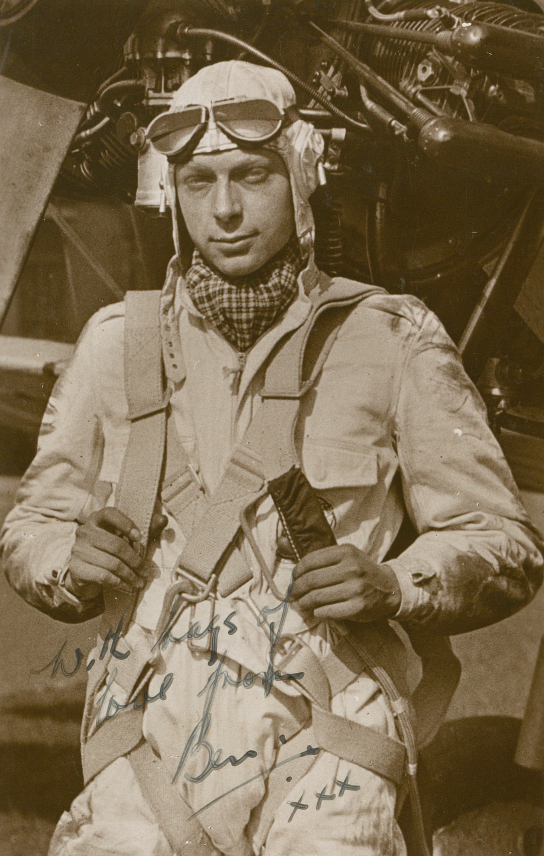 History of the parachutist who landed up at ‘Clover Hill’  post image