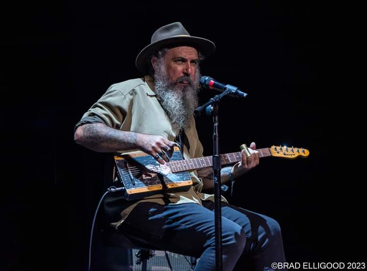 From Memphis to Merrigong: It's been a big year for local blues muso Frank Sultana