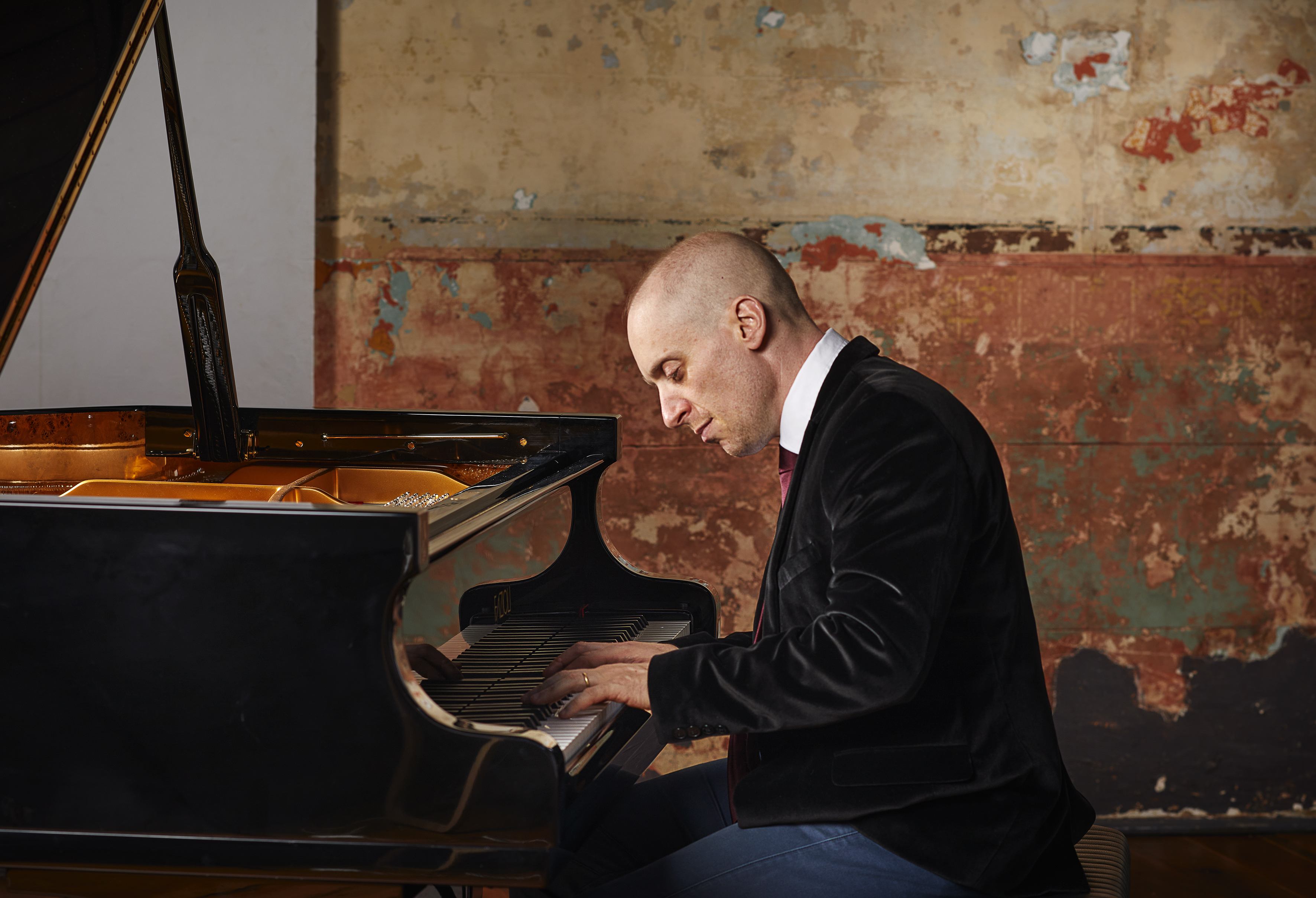 Pianist Simon Tedeschi to perform at fundraising concert in Wollongong