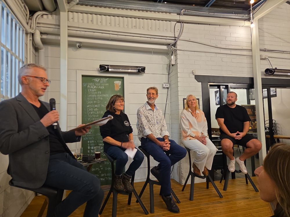 Impact Hour group toasts to local, sustainable food at Tarrawanna meetup post image