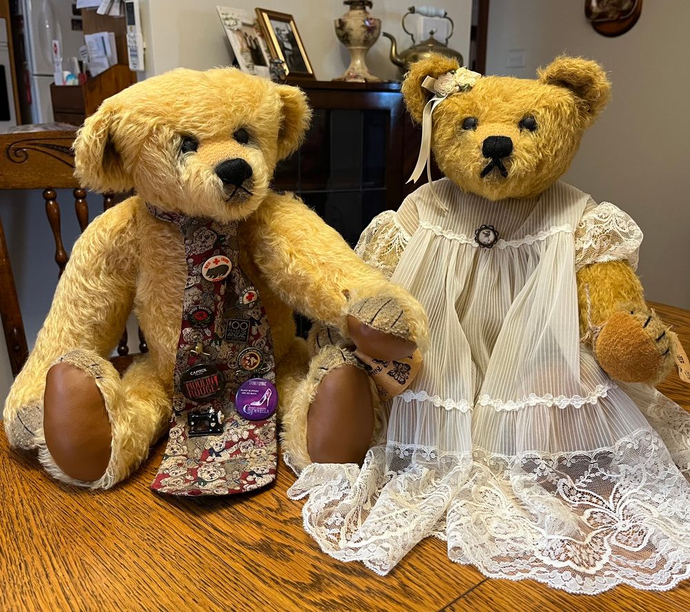 Time to create 'bear hugs': Thirroul machinist sews teddies in retirement post image