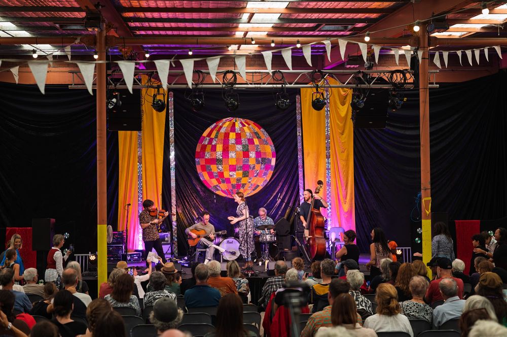 Rain, rain, it went away ... so what did we think of the Illawarra Folk Festival? post image