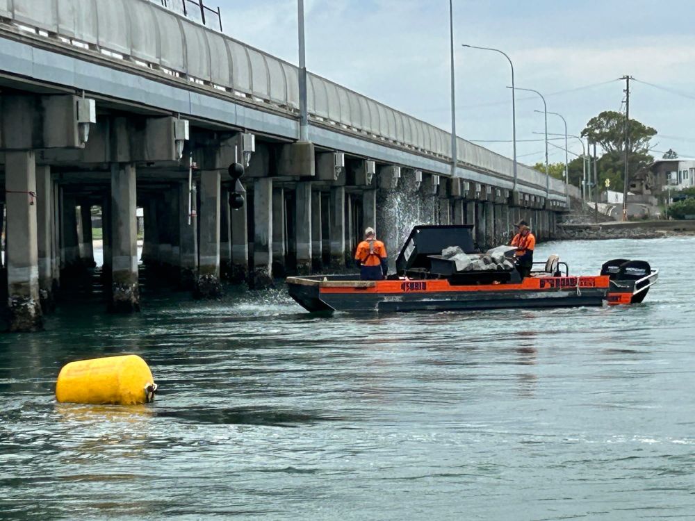 3000 tonnes of rock brought in to protect 'vulnerable' Windang Bridge post image