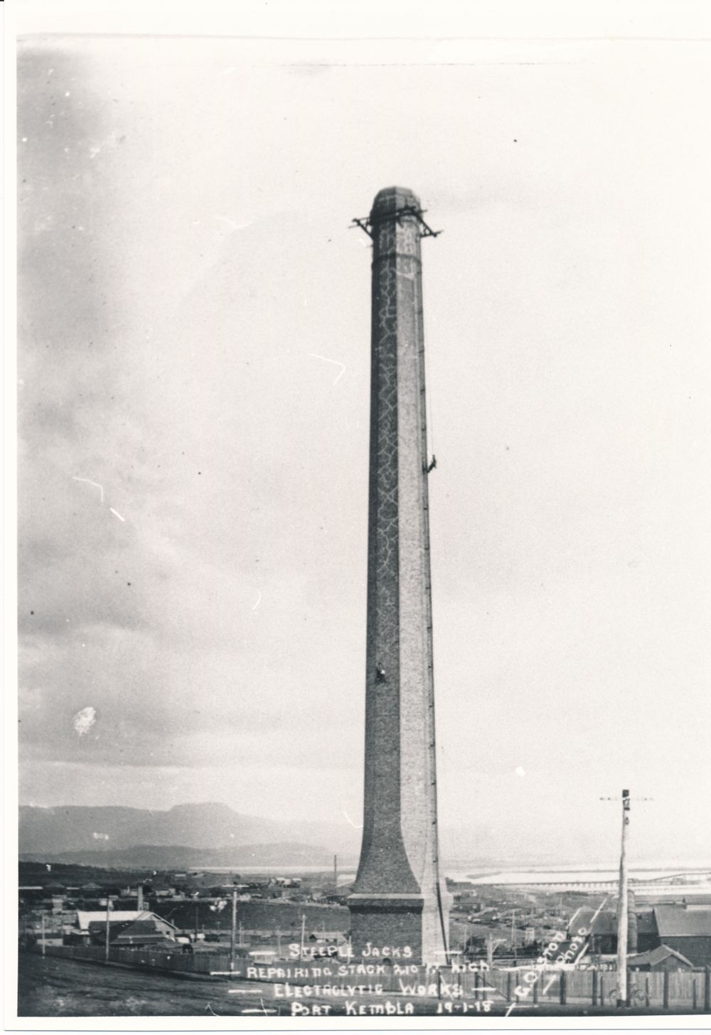 Living Large: Exhibition shows off city’s big things post image