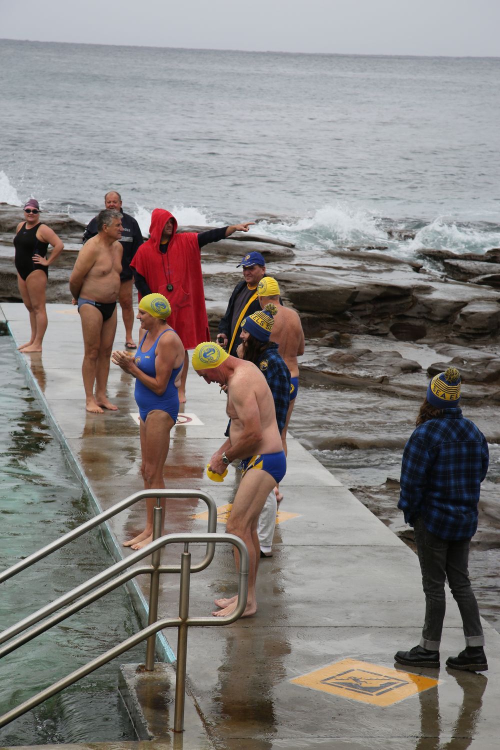 Sea Eels enjoy winter swims in 'balmy' water at Coalcliff Pool post image