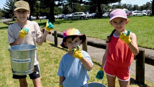 Kids show bucketloads of love for the lake post image