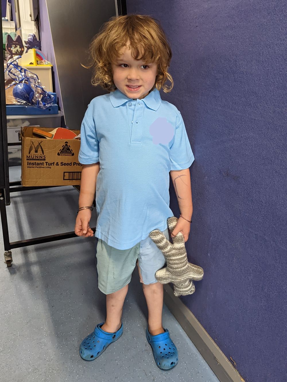 Hello, Monday readers post image