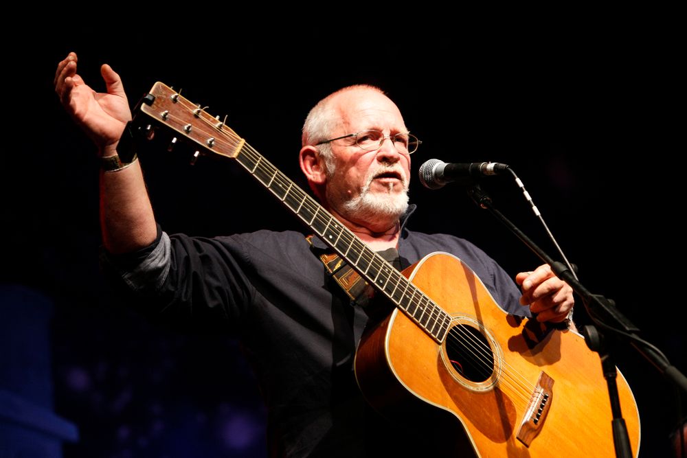 Eric Bogle, 80, returns to Illawarra Folk Festival with songs of a lifetime post image