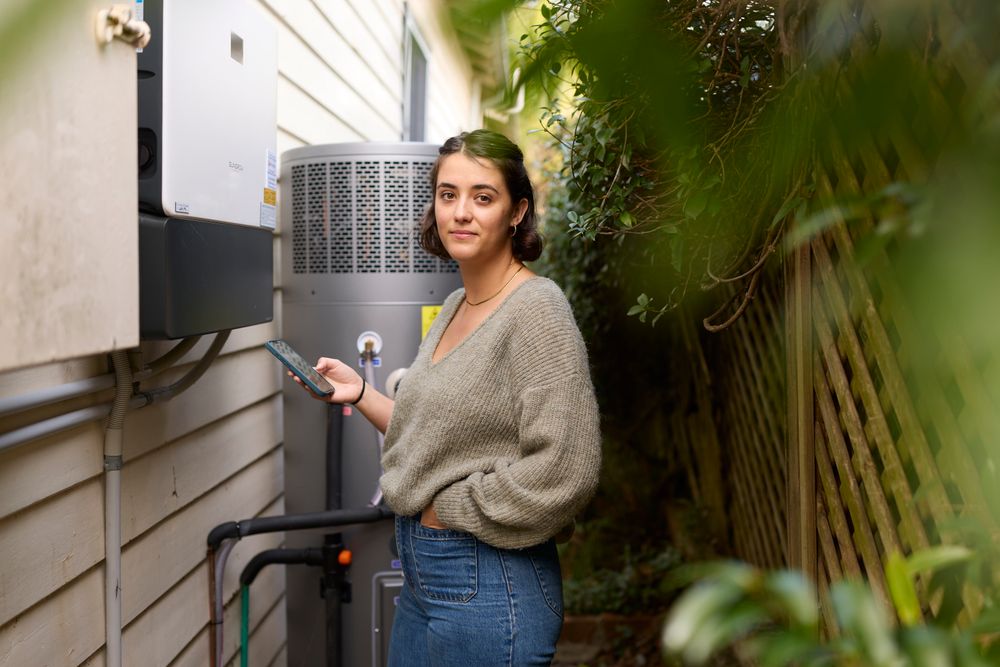 3 quick steps to save on your power bills post image