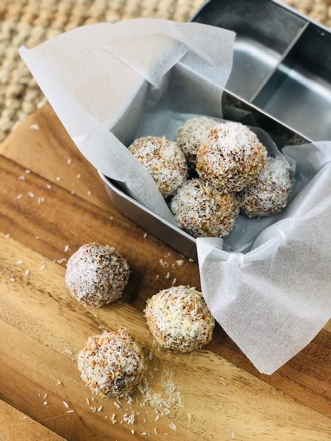 Make Carrot Cake Energy Balls post image