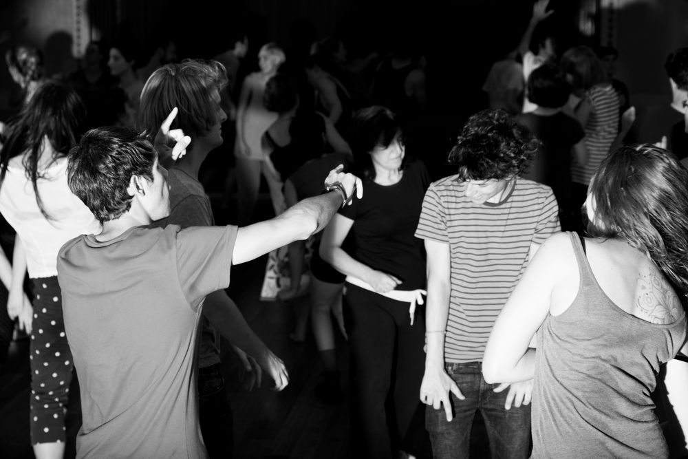 Time to dance in the dark post image