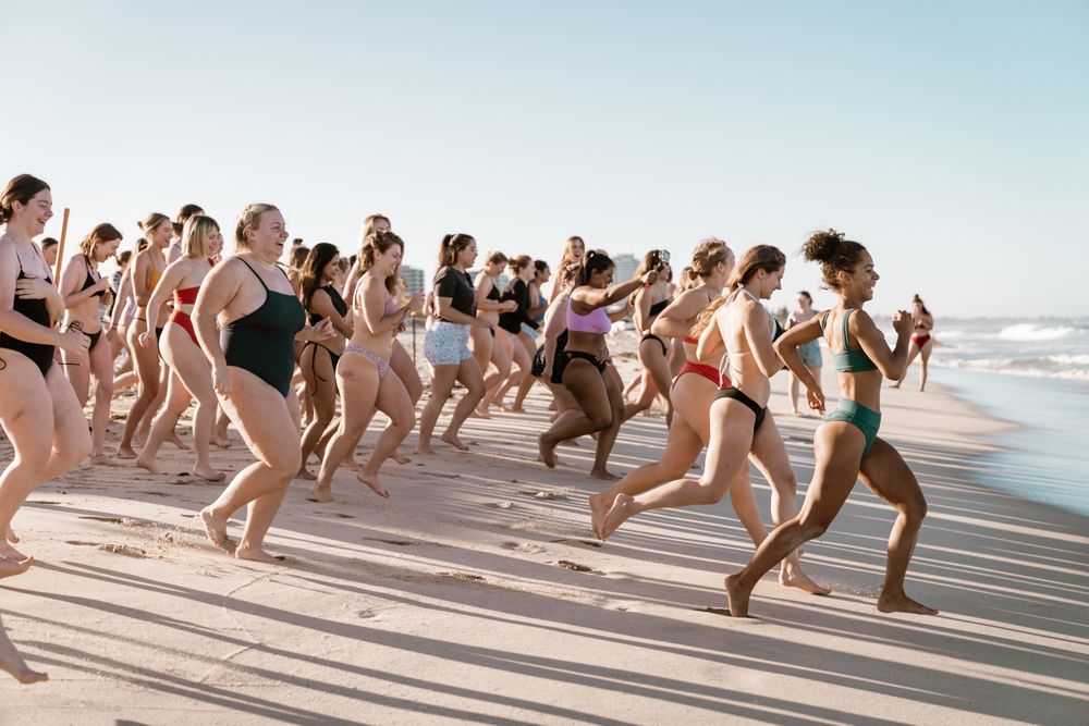 Sea Gals bring sunrise swims to Wollongong post image