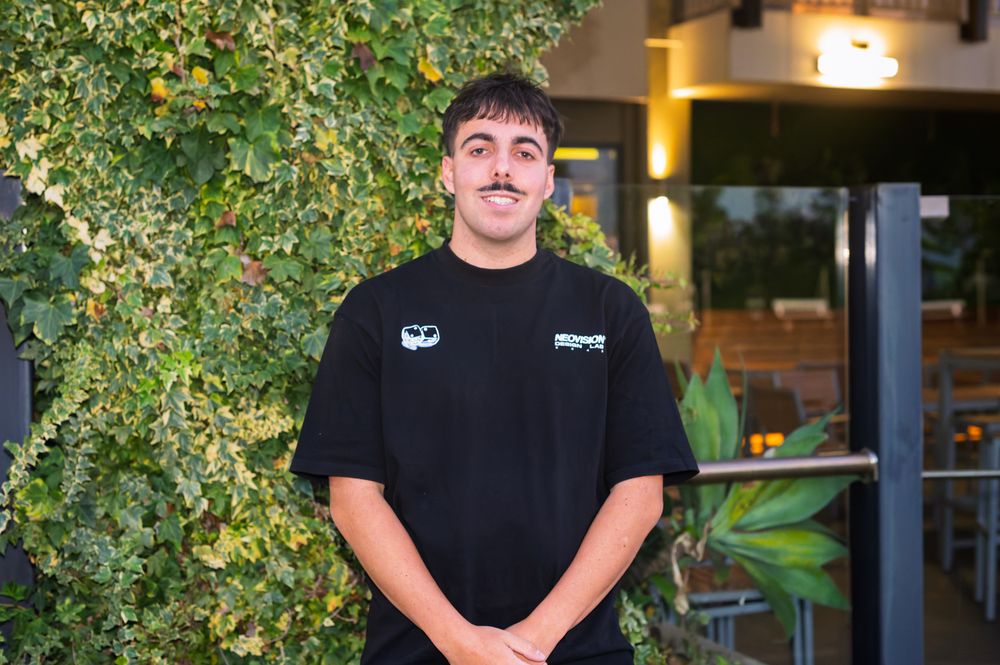 Bright spark gets jump-start post image