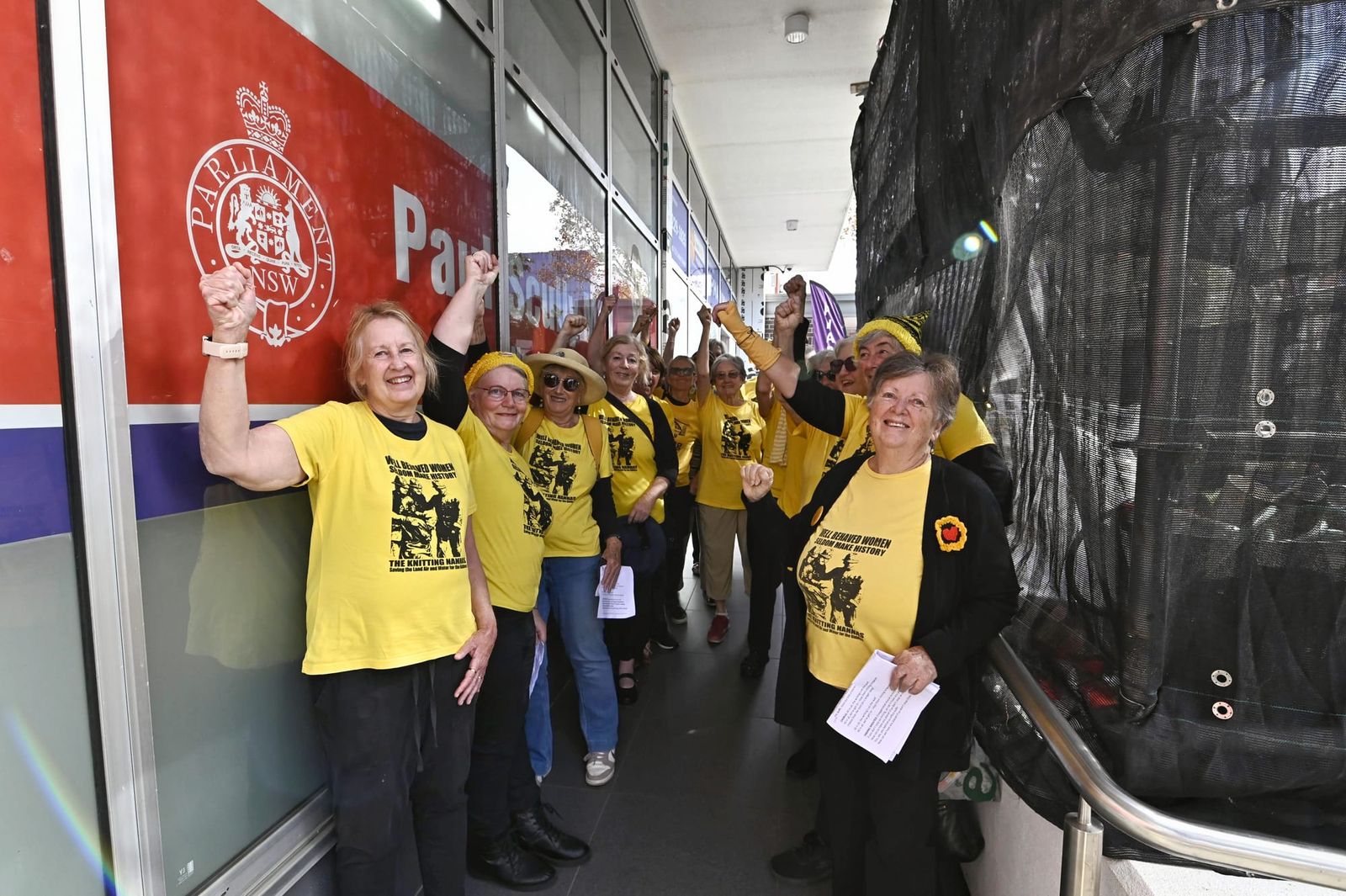 Nannas rock Gong with protest songs post image