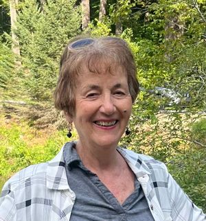 Lauren Mitsak profile image