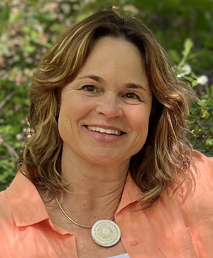 Dr Marianne Bourke profile image