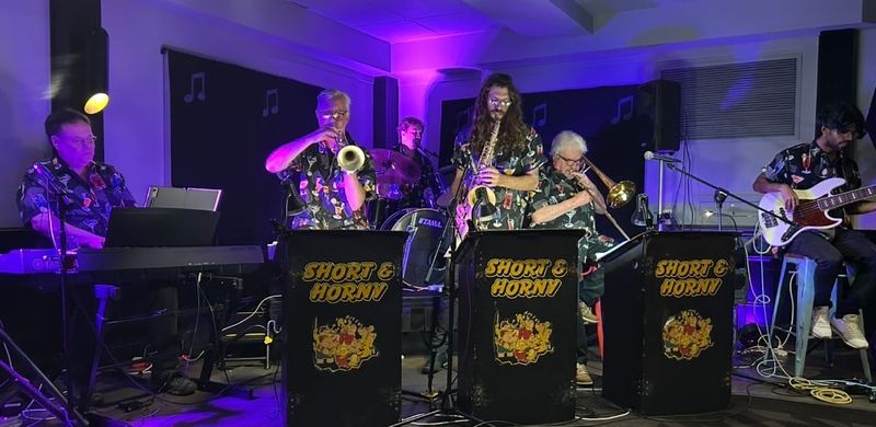 Super threat to live music forces quick step by jazz club post image