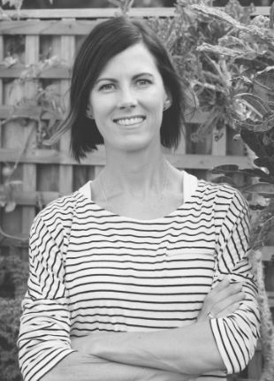 Stephanie Meades  profile image