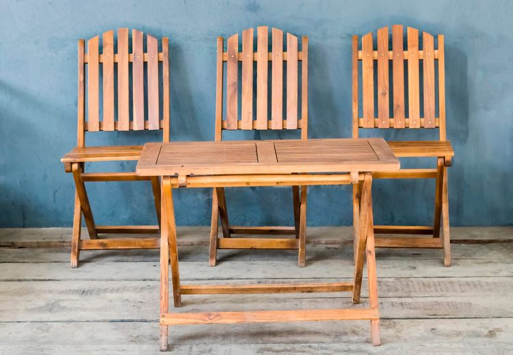 Vietnam’s Export-Driven Furniture Sector: Trends and Risks