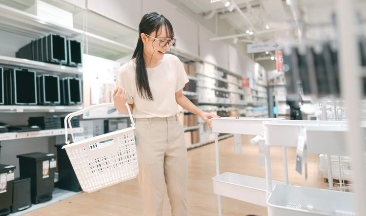 Furniture Expenditure per Capita: Country-Level Trends in Major Retail Markets