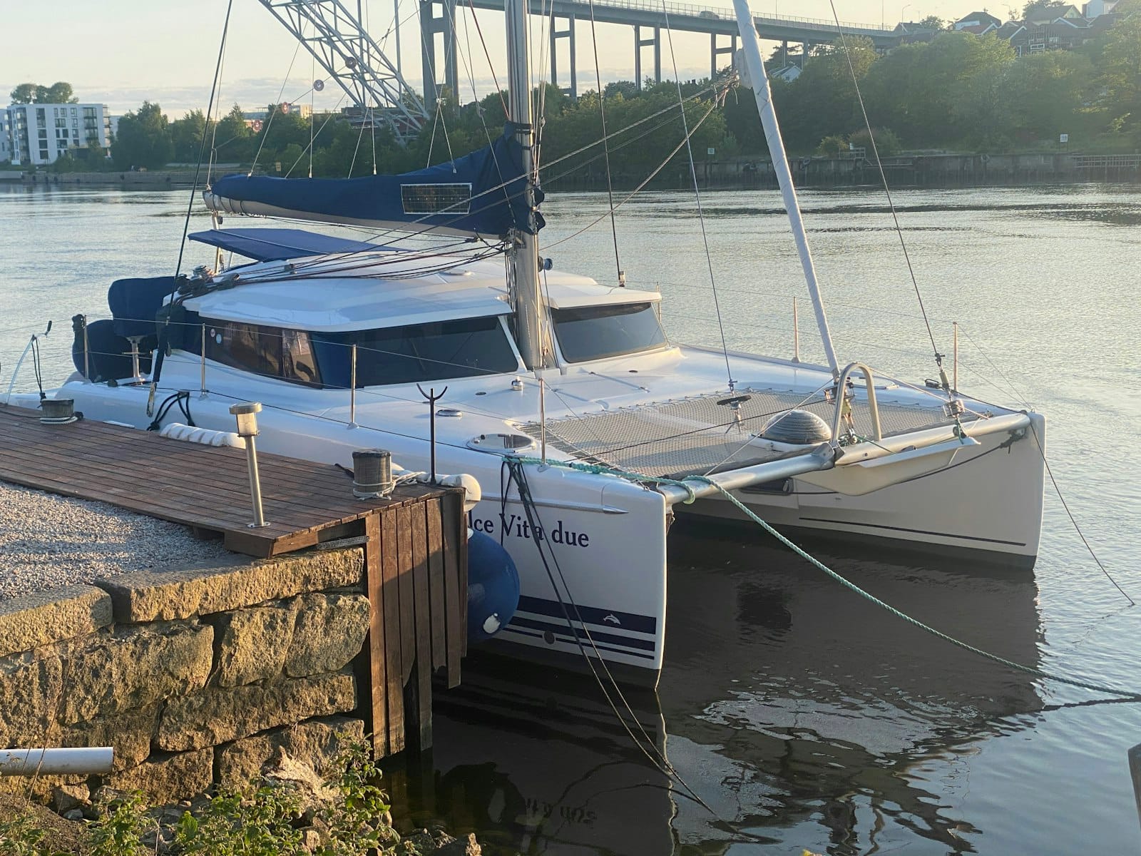 The $575,000 Catana 47 with a $200,000 receipt and no new sails
