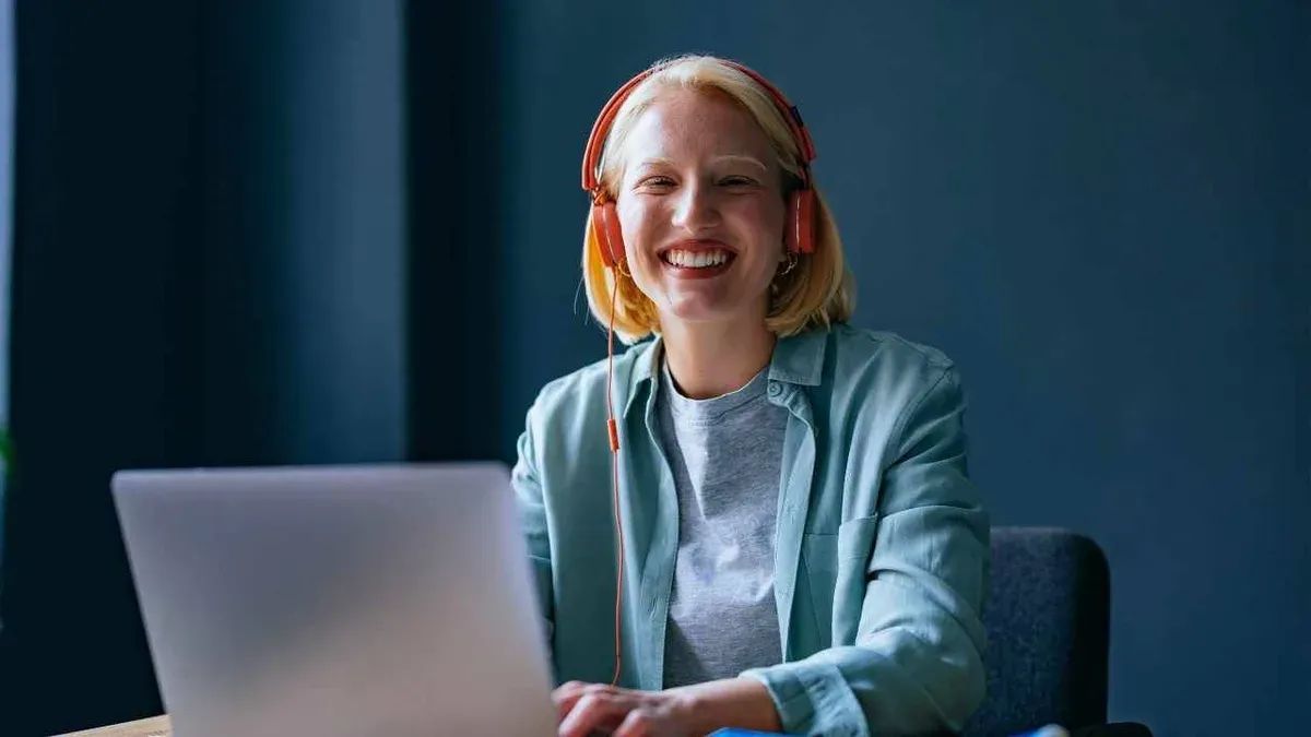 Motivated entrepreneur working on startup goals and strategy - The Inspiration Space