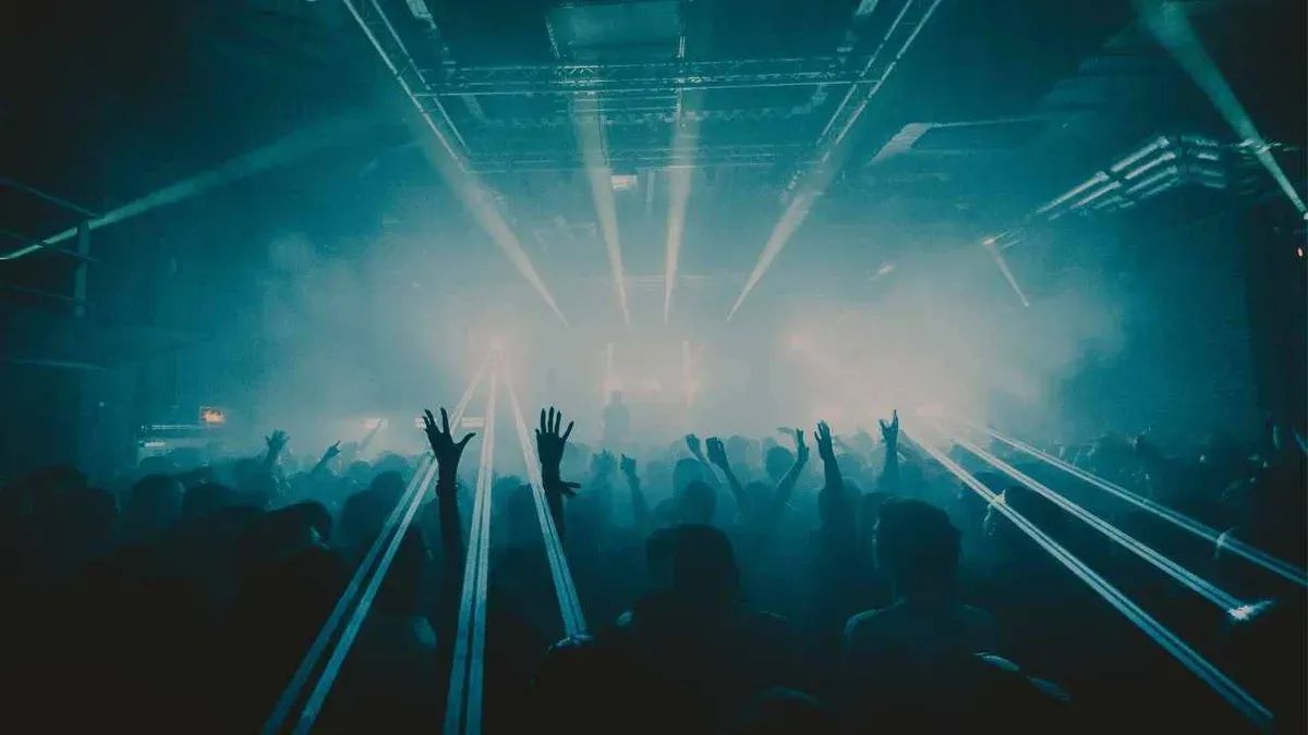 Coldplay concert stage with sustainable green technology - The Inspiration Space