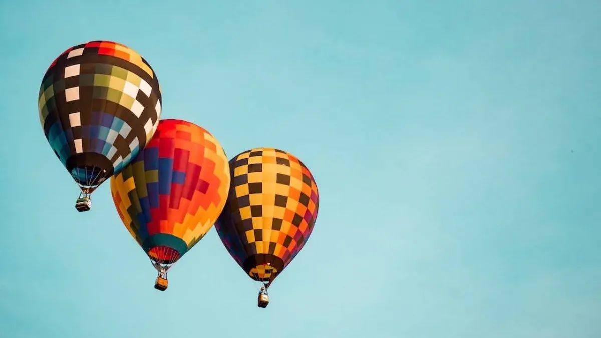 Copywriting example showing rule of three persuasion technique - The Inspiration Space