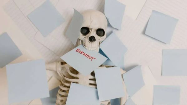 Burned out entrepreneur discovering work-life balance importance - The Inspiration Space