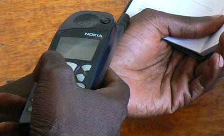 Citizen journalists report Sierra Leone elections by SMS