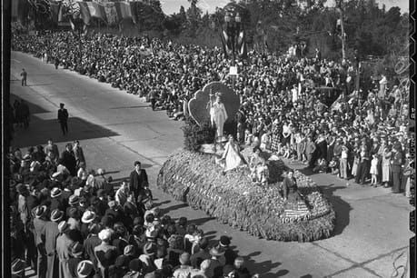 LA Times posts historic images on a new Instagram account to engage younger news audience