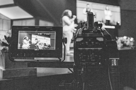 How to ace public speaking and live performance