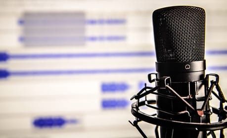 'Pause, pace, pattern, register': The power of words in radio storytelling