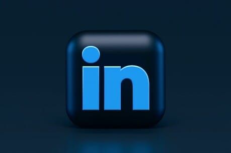What can LinkedIn do for journalists?