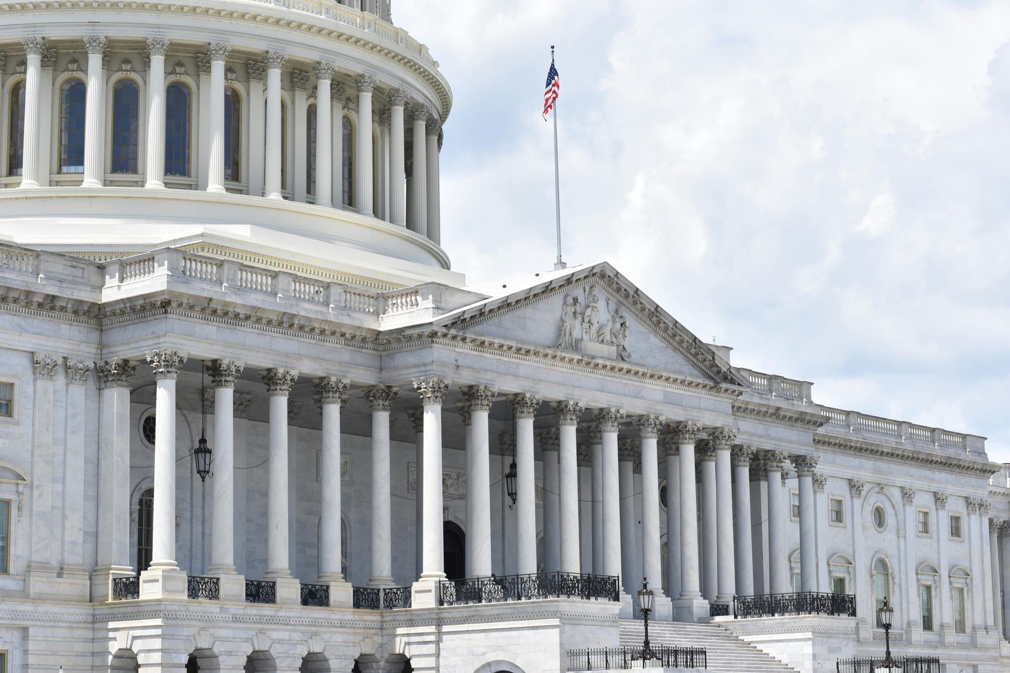 The front of the United States capital building. 