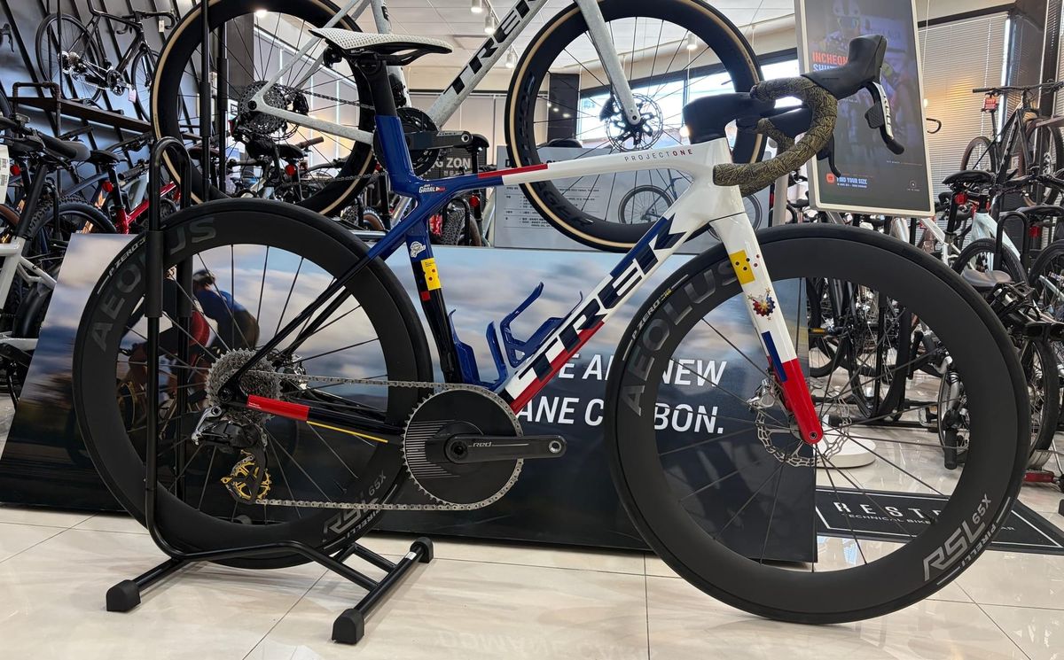 First Look: Aeolus RSL 65X on a Lidl-Trek Team Madone SLR 9