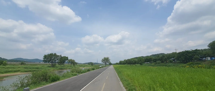 Pyeongtaek to Seoul by Bike — The 5-River Route from Platoon Cycles