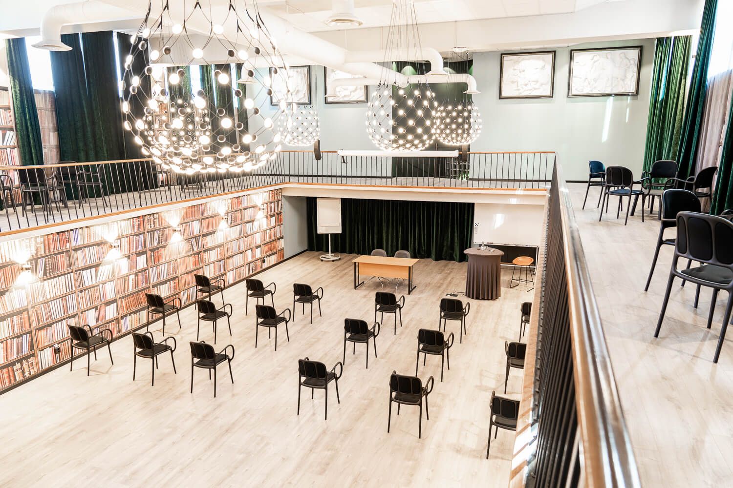 Stor och anpassningsbar konferenslokal i Malmö hos Folk Mat & Möten