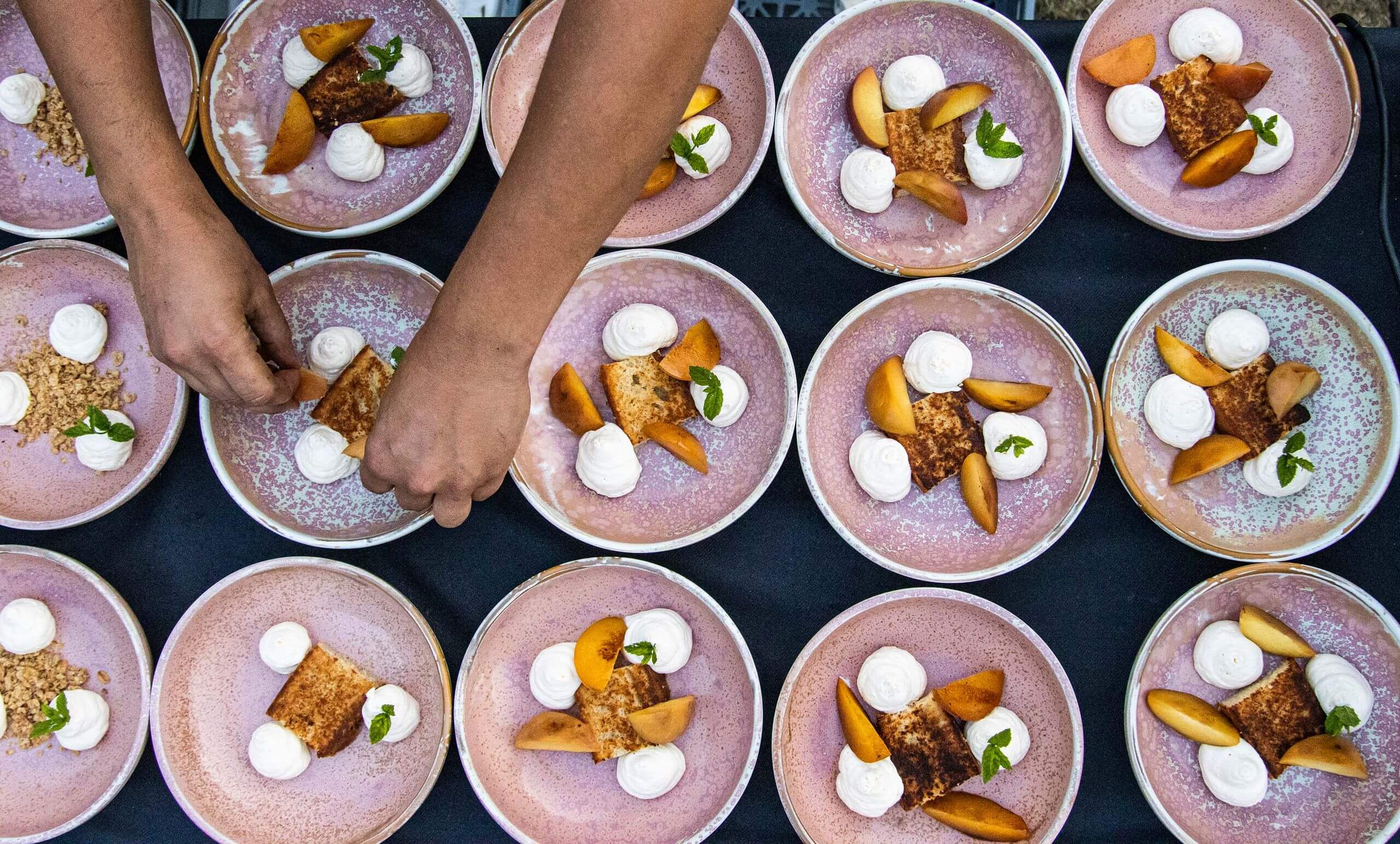 Kocken och Grisen strävar efter att leverera en matupplevelse på ert bröllop