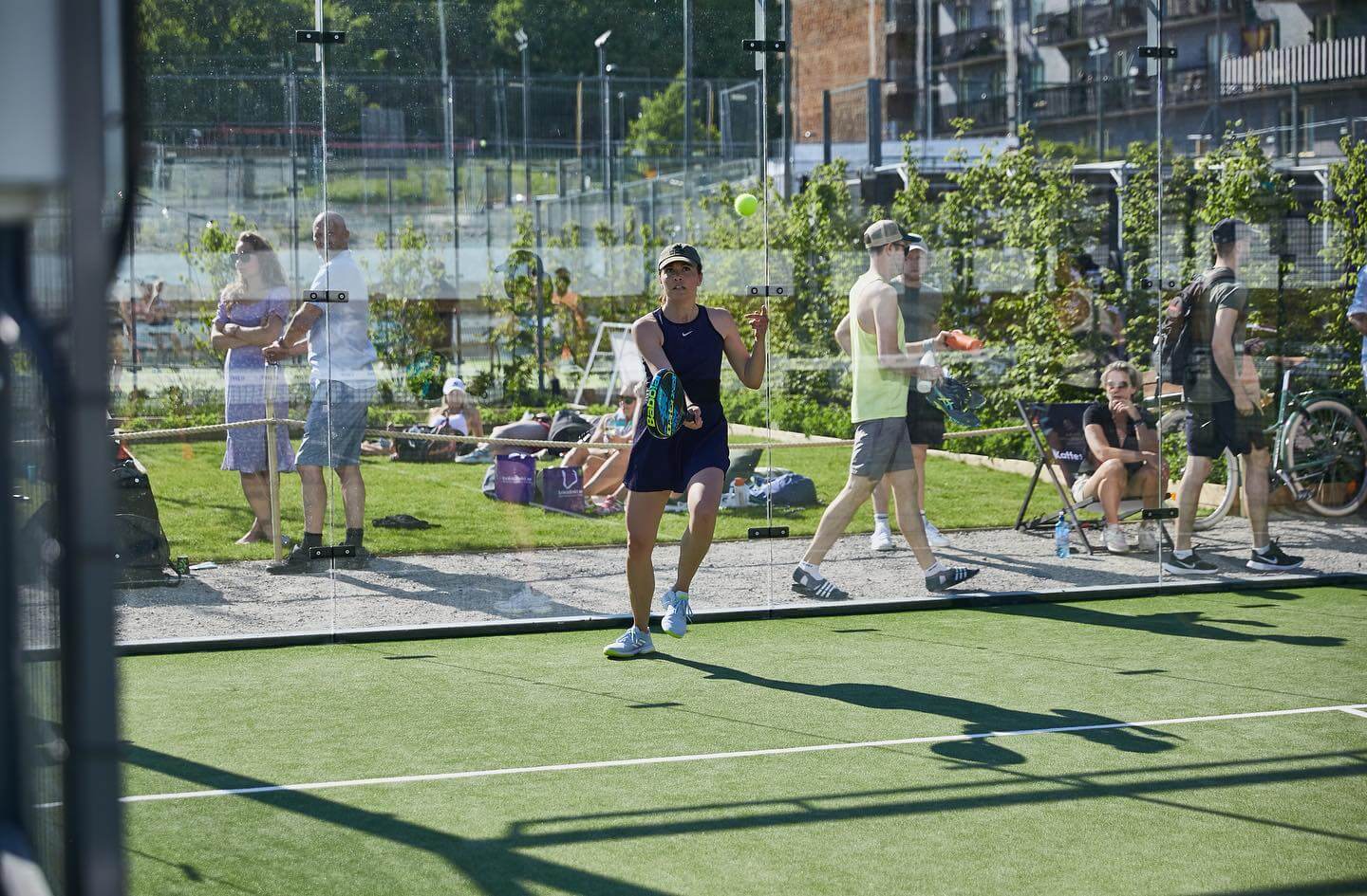 Med hjälp av Central Padel Nordic kan du se till så att nästa kickoff blir en padelfest