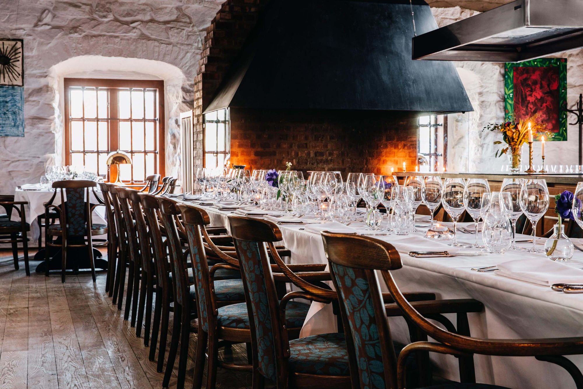 Samla nära och kära på Ankarsmedjan för en minnesvärd måltidsupplevelse