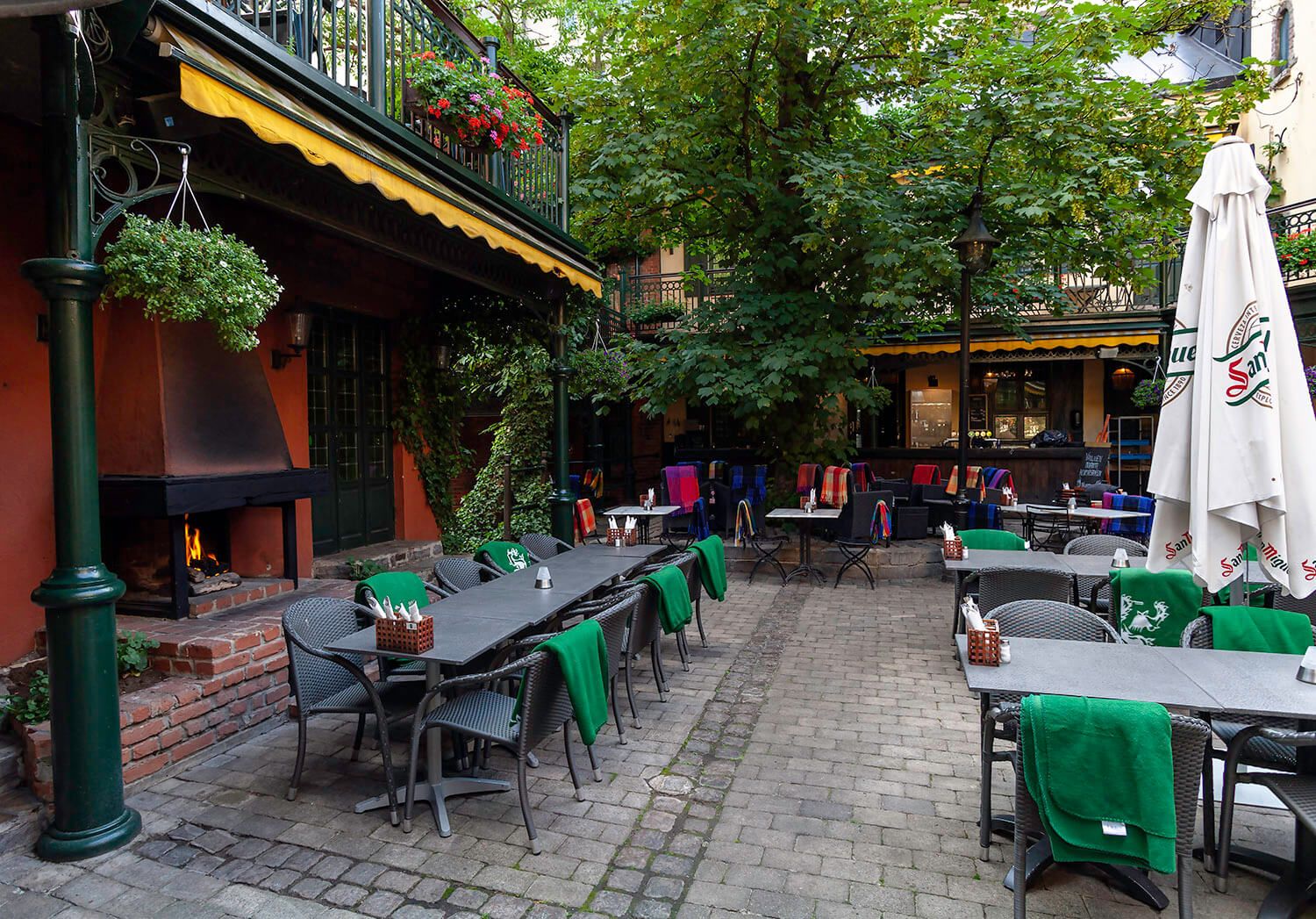 Gränden är en mysig eventlokal under bar himmel i centrala Malmö