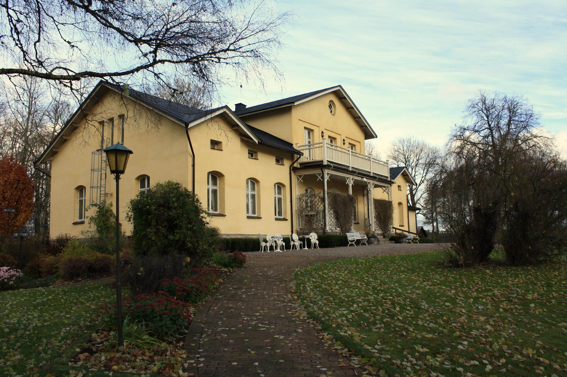 Götala Herrgård erbjuder en familjär atmosfär som gör platsen särskilt populär för bröllop