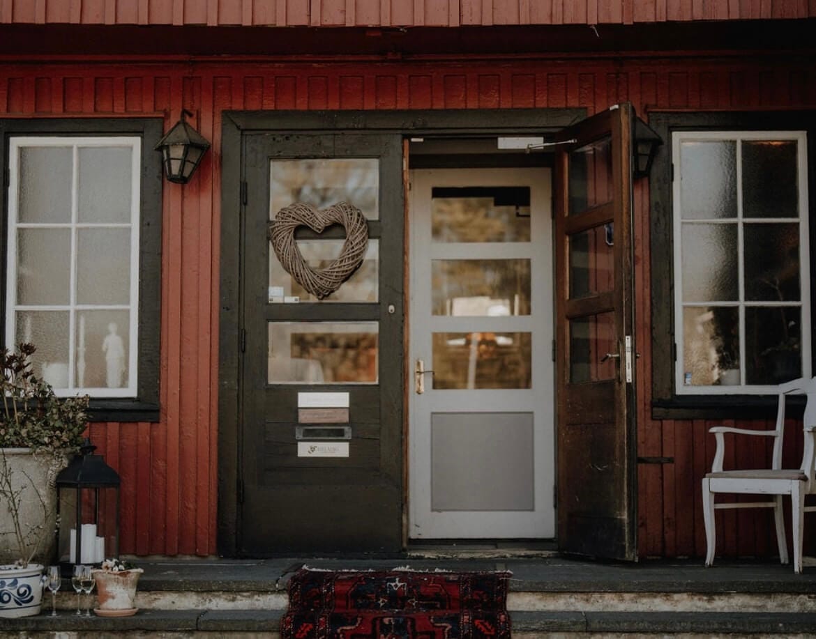 Ta med egen mat och dryck till Örlogskapellets festlokal Salongen