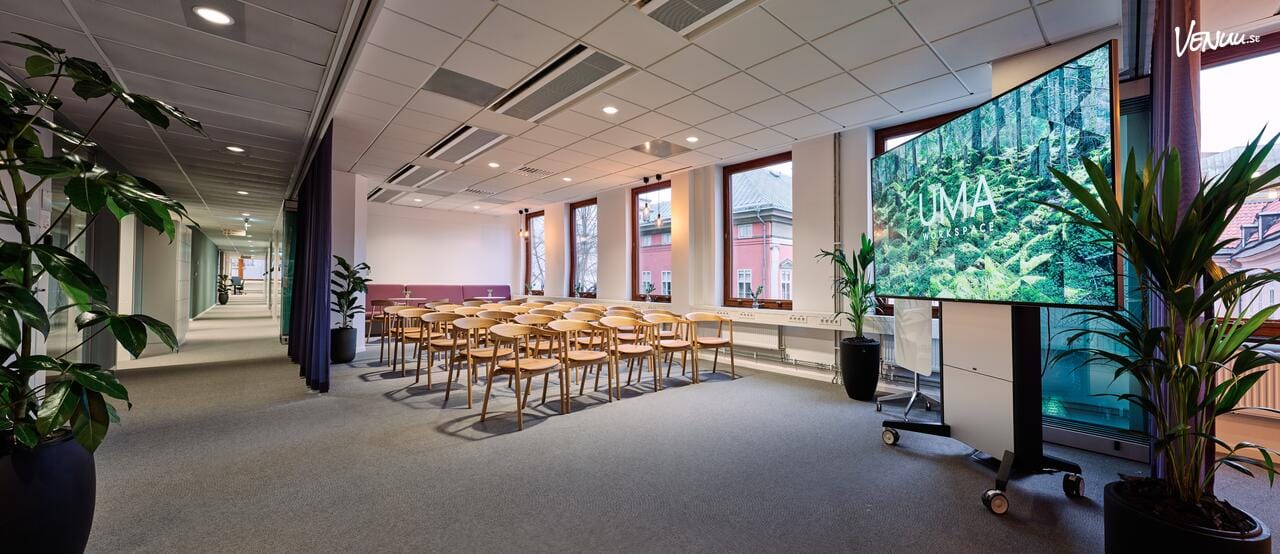 Slussen hos United Spaces är ett centralt beläget och modernt mötesrum med utsikt över pulsen på Södermalm.